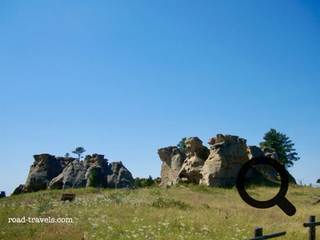 Medicine Rocks State Park 
